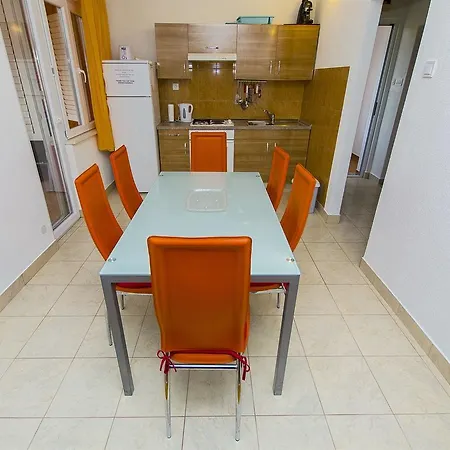 Karlo Apartmán Trogir